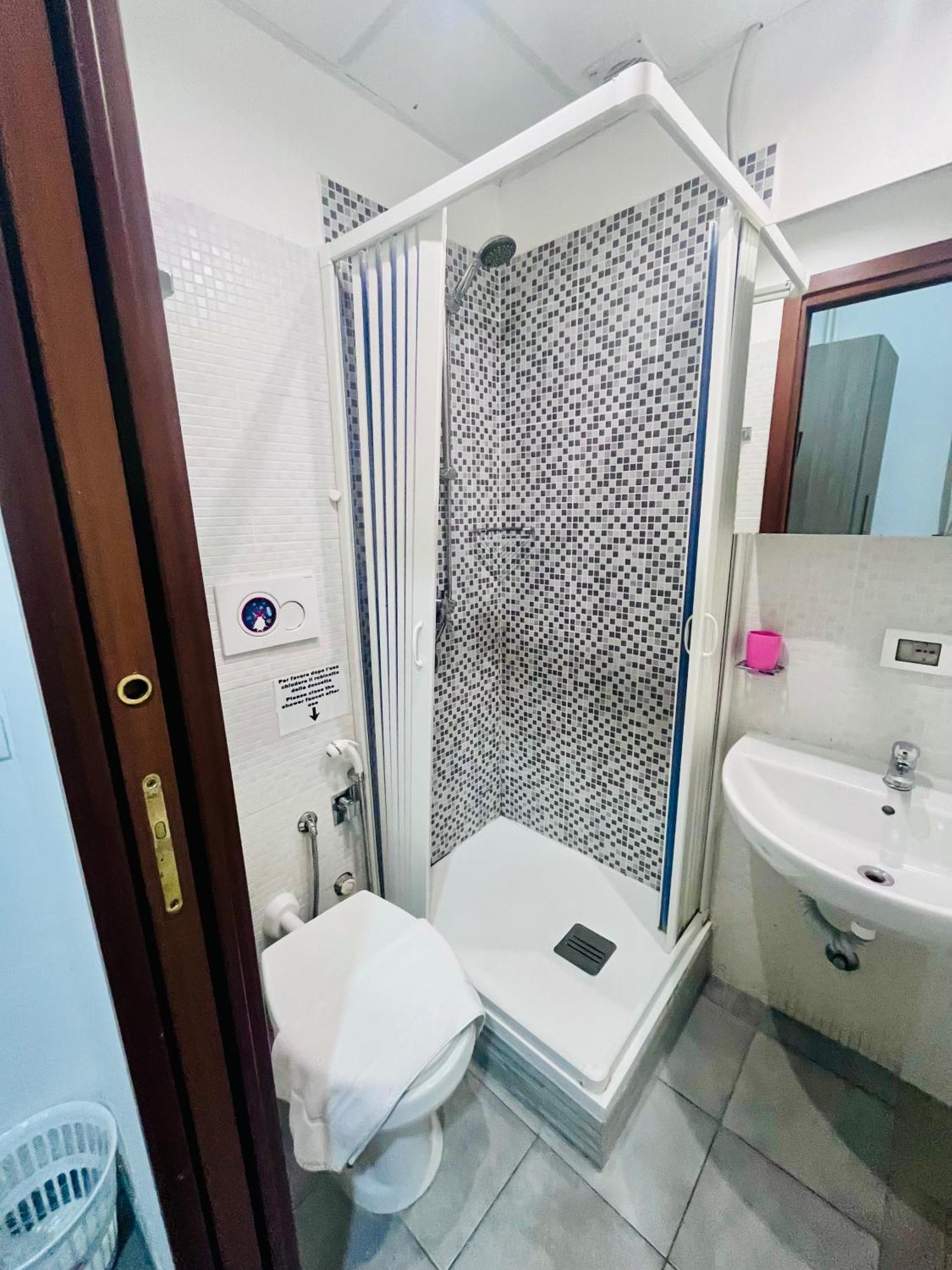 Grandis Rooms Rome Luaran gambar